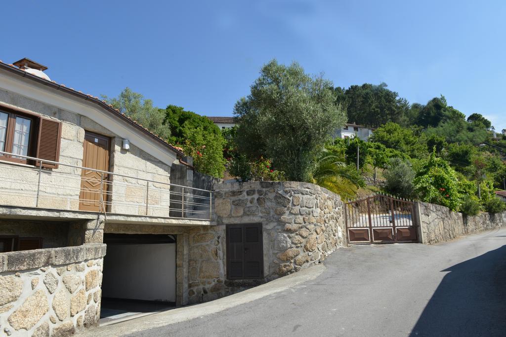 Al Vivenda Romantica Geres Εξωτερικό φωτογραφία