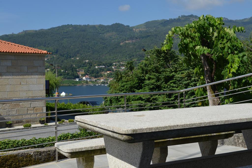 Al Vivenda Romantica Geres Εξωτερικό φωτογραφία