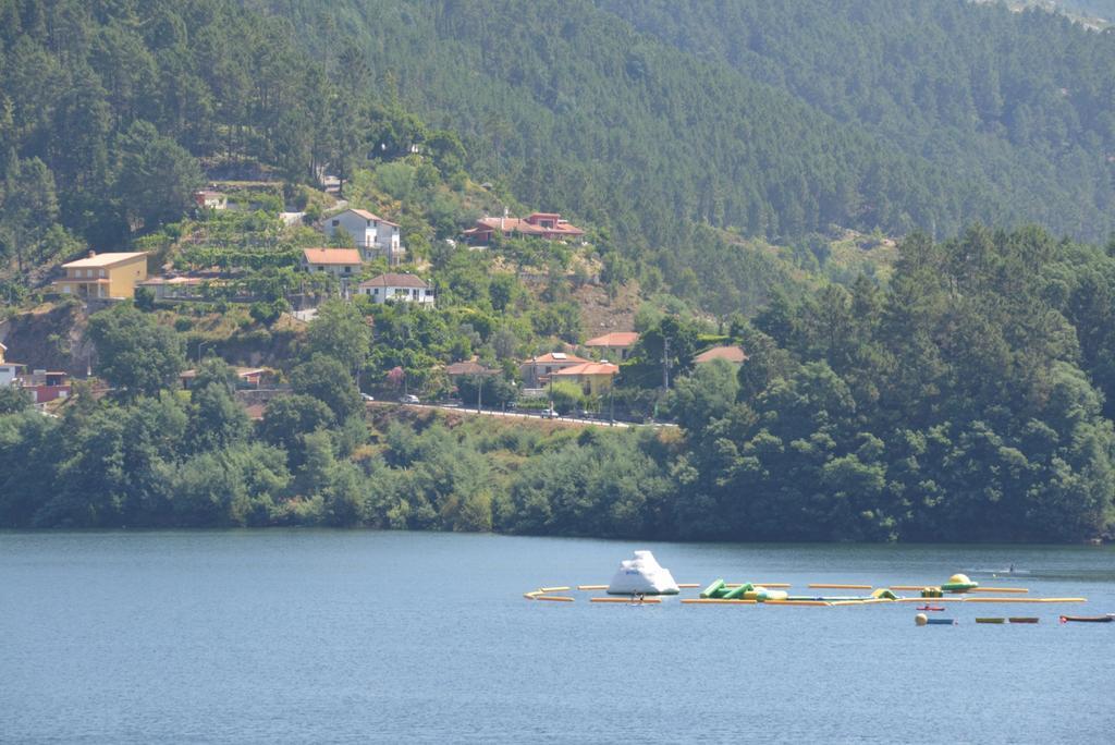 Al Vivenda Romantica Geres Εξωτερικό φωτογραφία