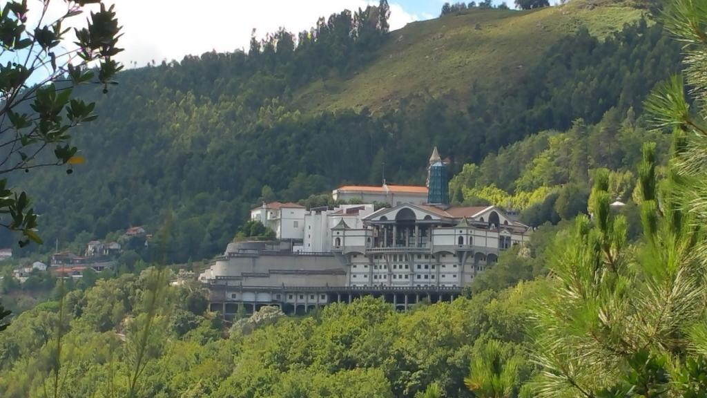Al Vivenda Romantica Geres Εξωτερικό φωτογραφία